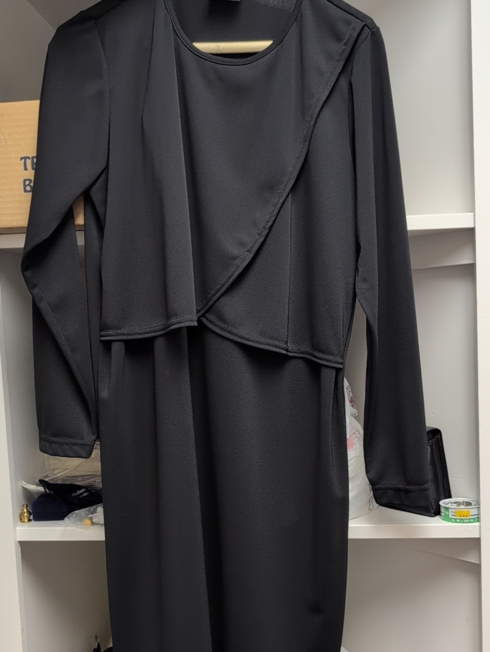 Elegant Black Long Sleeve Layered Maternity Dress That Can Also Be Used For Nurs
